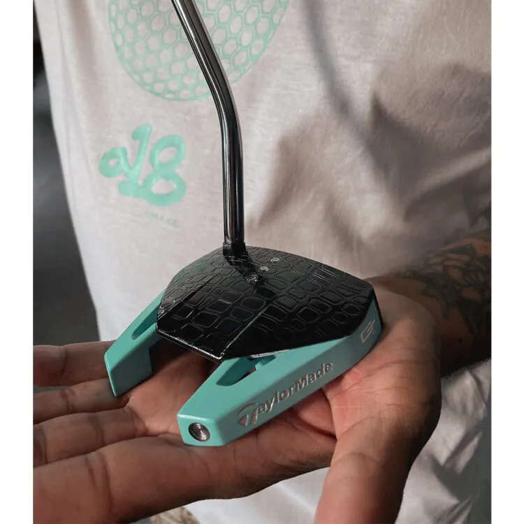 A18 Golf Is Dropping A Putter Inspired By The Diamond Supply x Nike SB Dunk Low