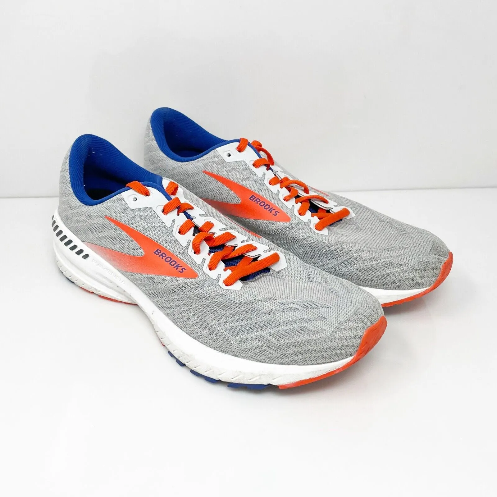 Brooks Mens Ravenna 11 1103301D049 Gray Running Shoes Sneakers Size 9.5 D