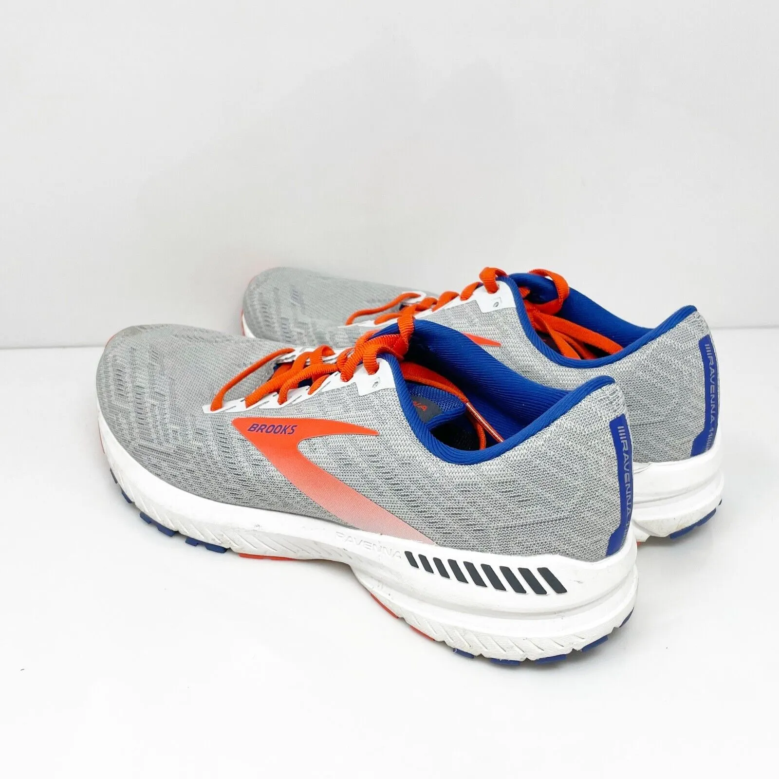 Brooks Mens Ravenna 11 1103301D049 Gray Running Shoes Sneakers Size 9.5 D