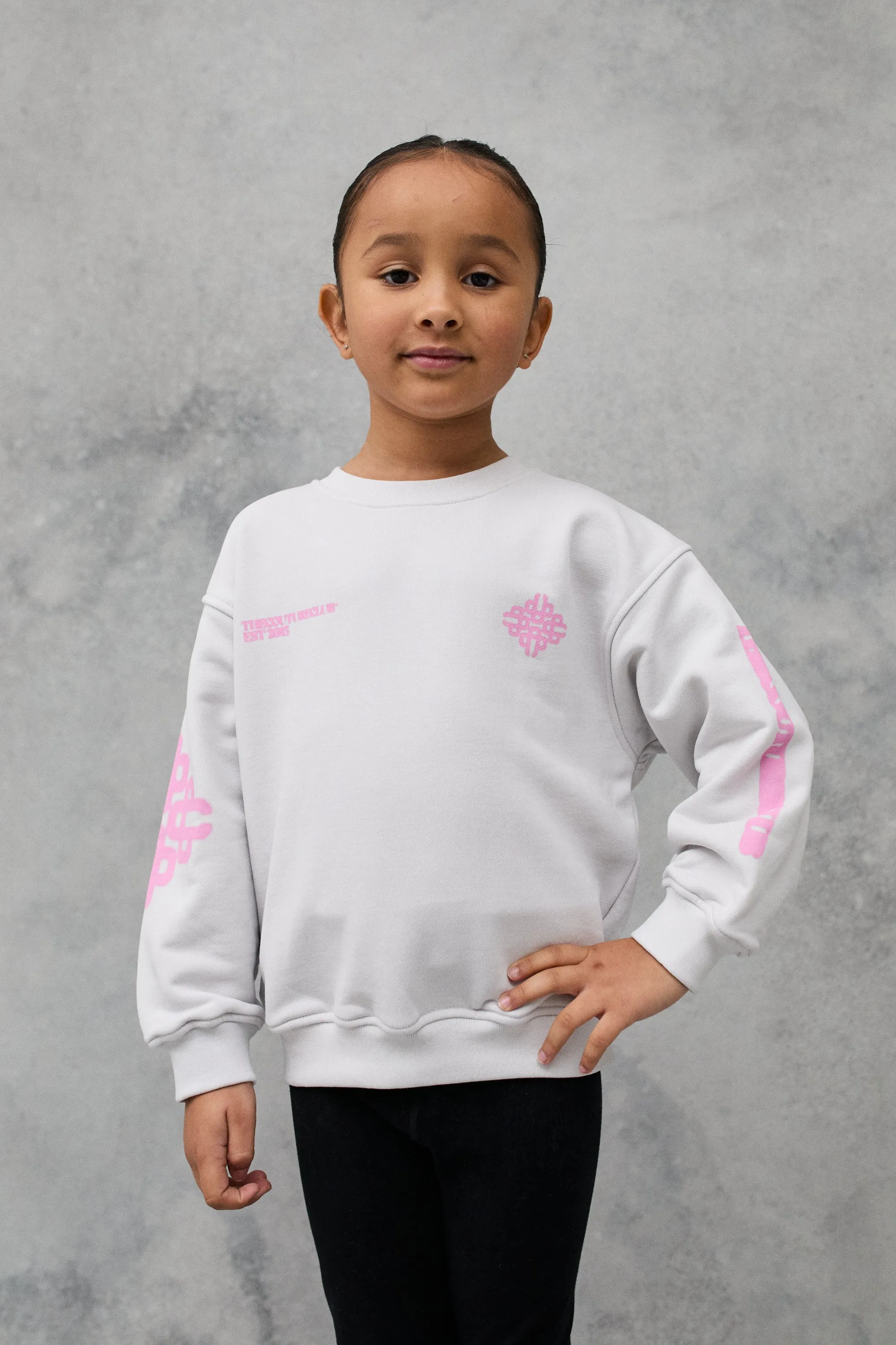 JNR BLURRED GRAPHIC EMBLEM SWEATSHIRT - OFF WHITE/PINK