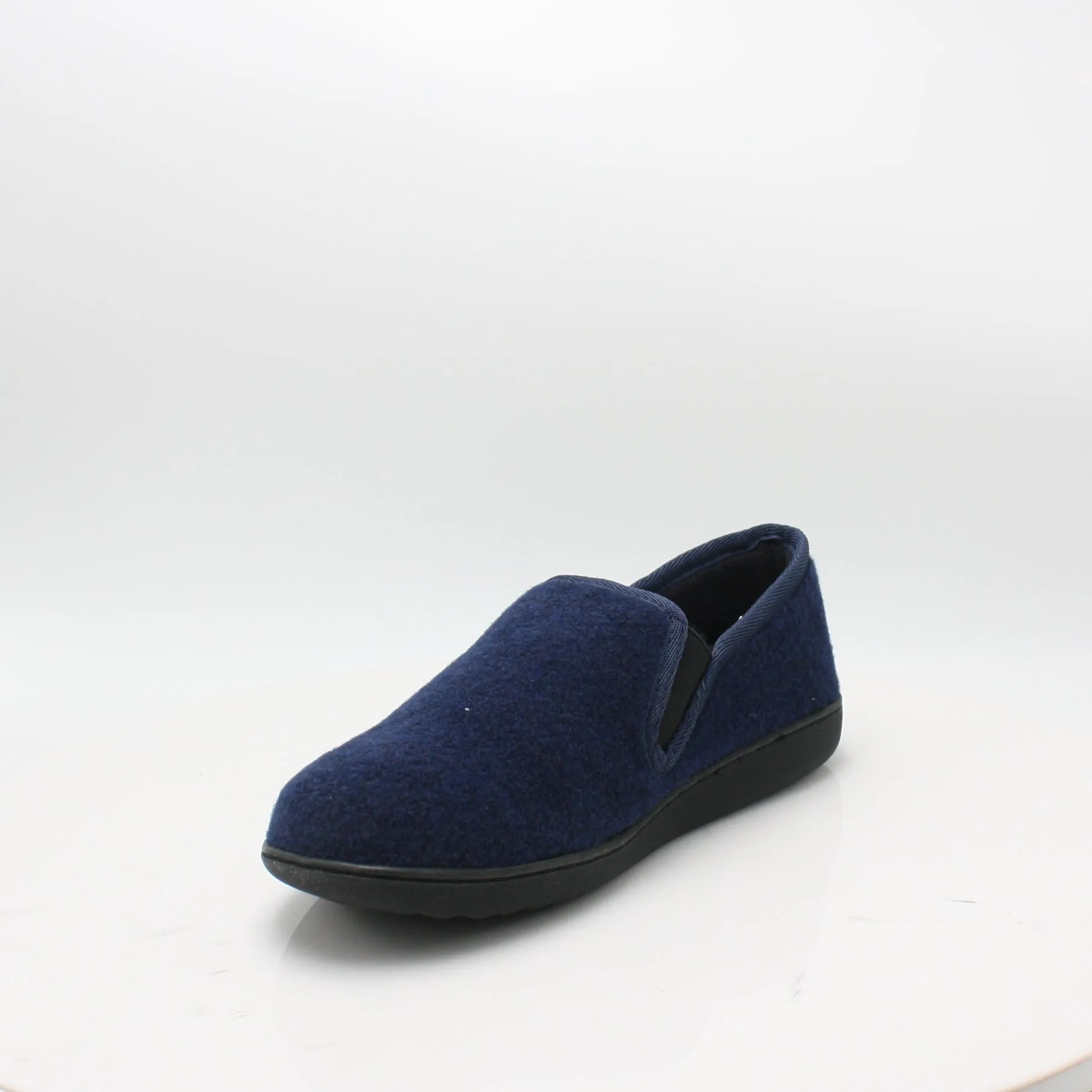 KING EASE CLARKS SLIPPERS