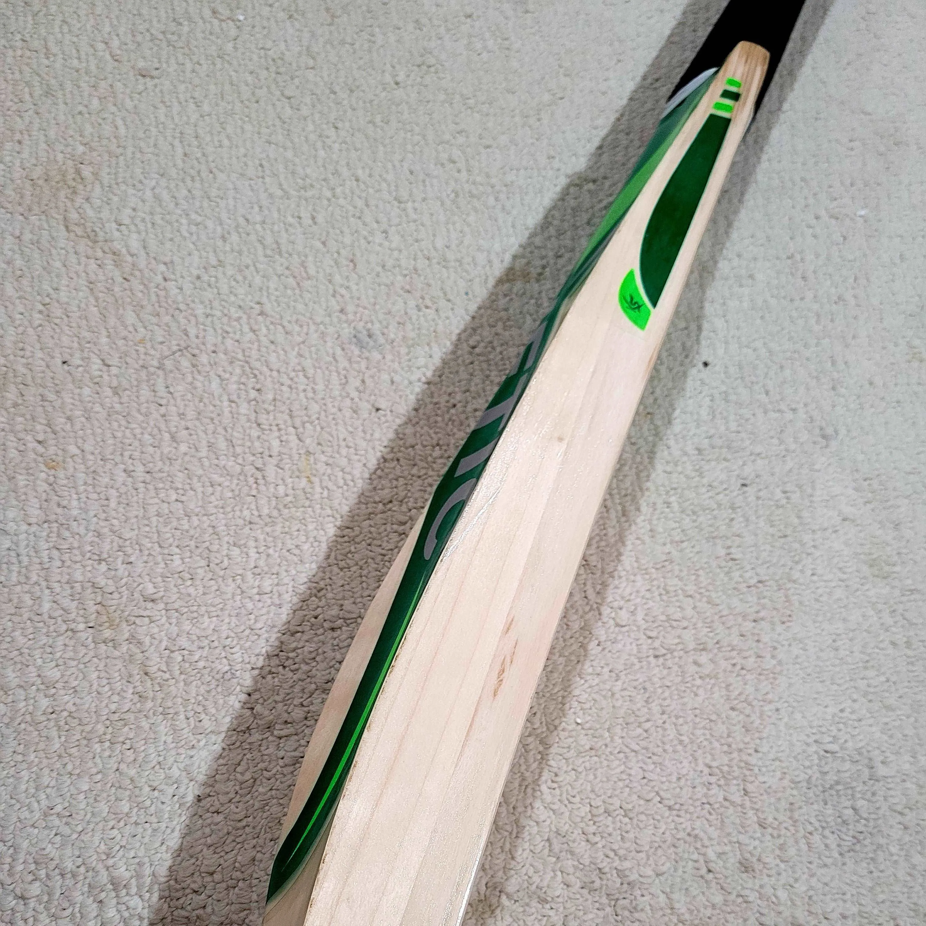 KS Cricket Bat - Gladiator model