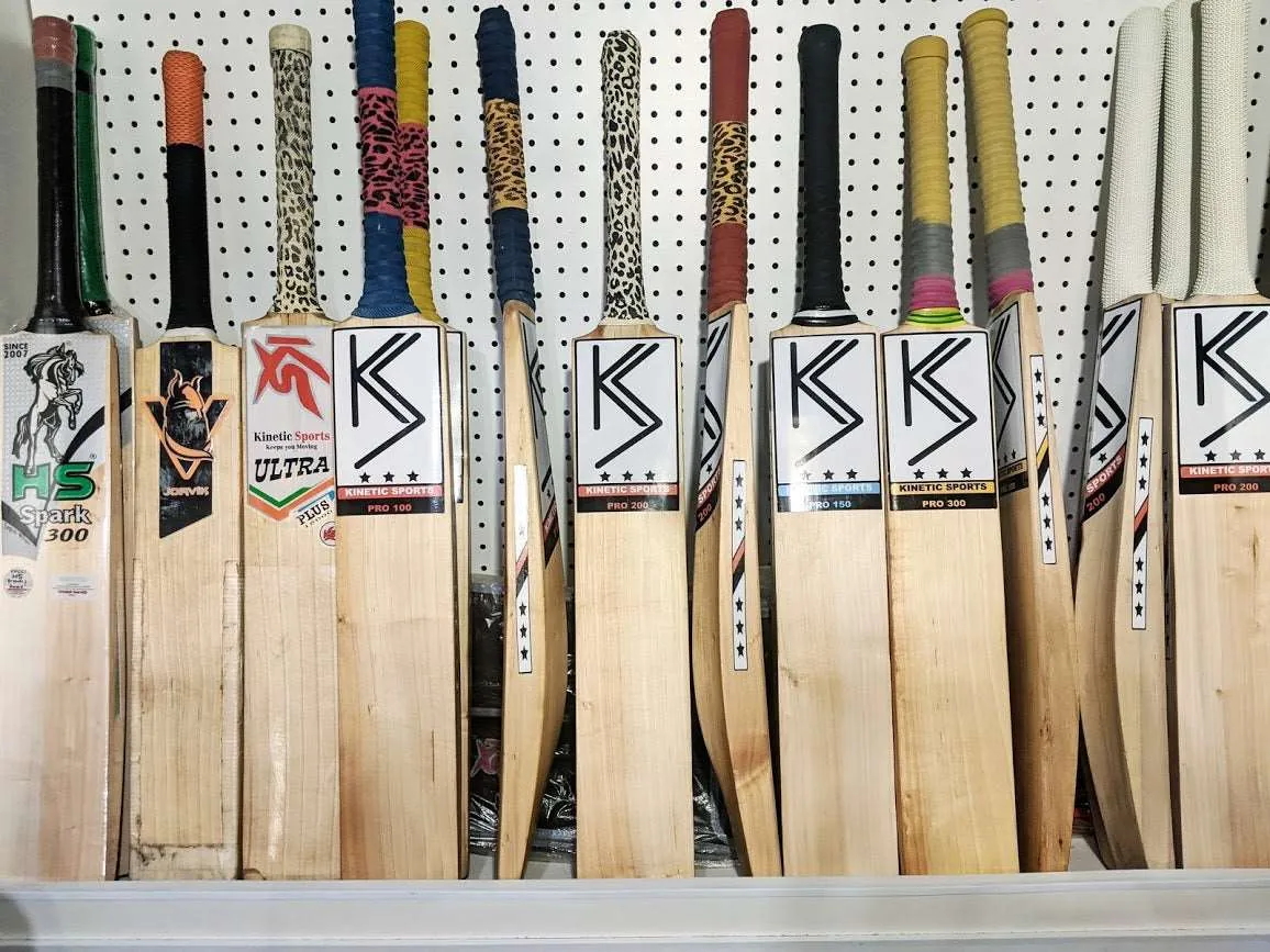 KS Cricket Bat - Gladiator model