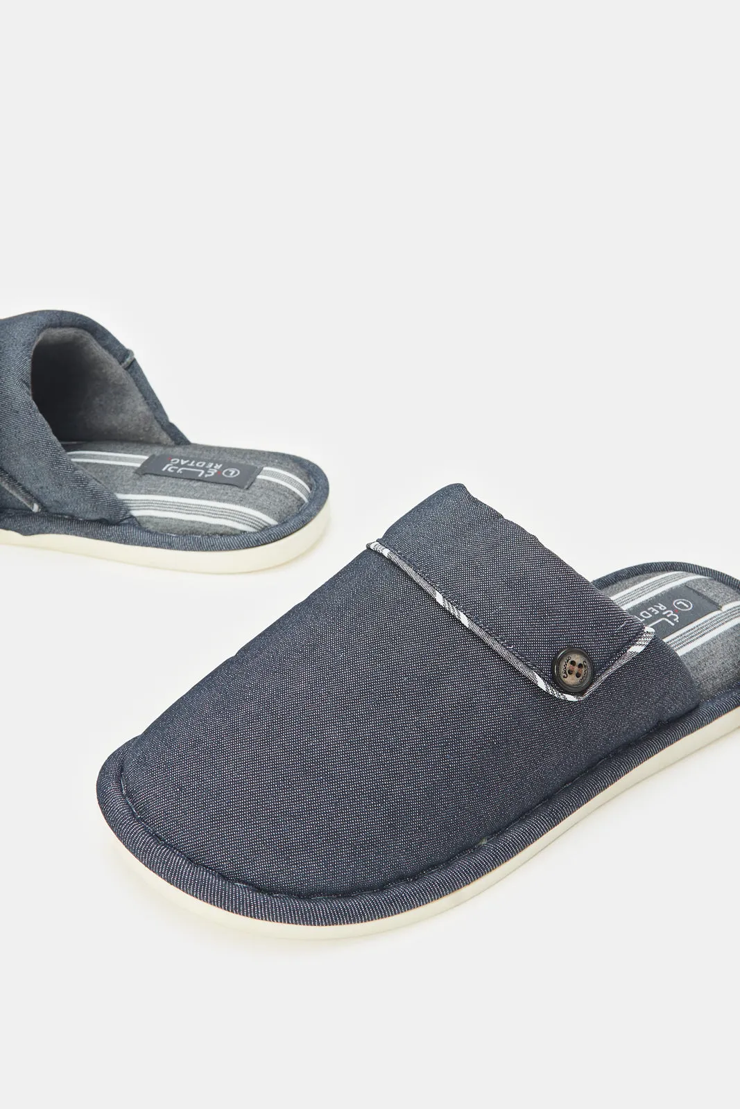 Men Plain Grey Slippers