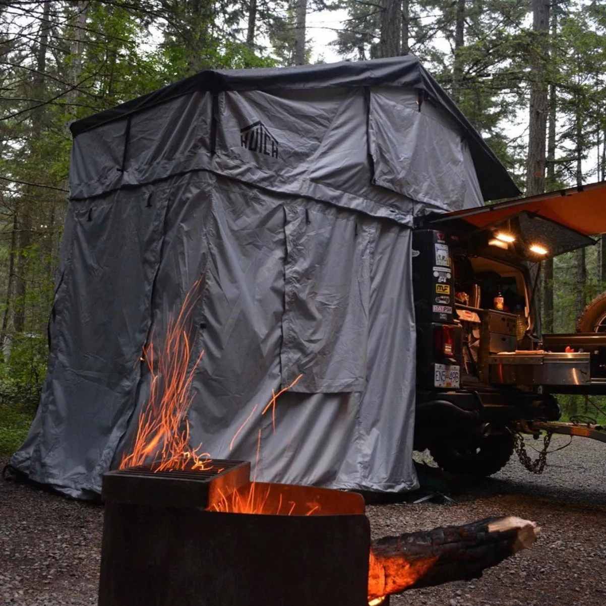 Ontario 4 Season Roof Top Tent Skylights