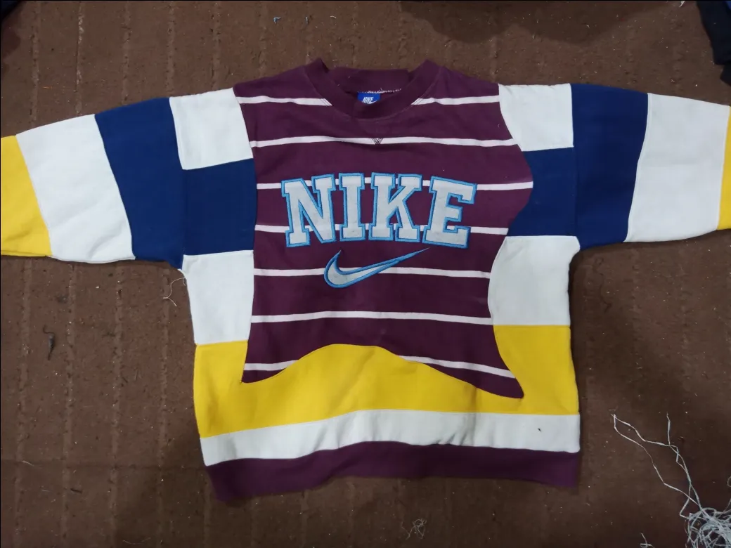 Rework Nike Sweatshirt 25 piece